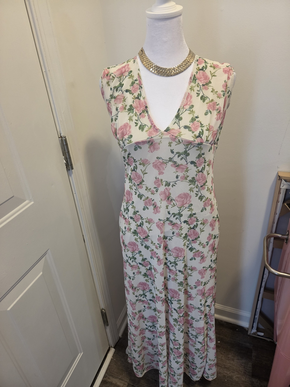 See You Monday NEW Cream Floral Print Maxi Dress with Pink Rose Print